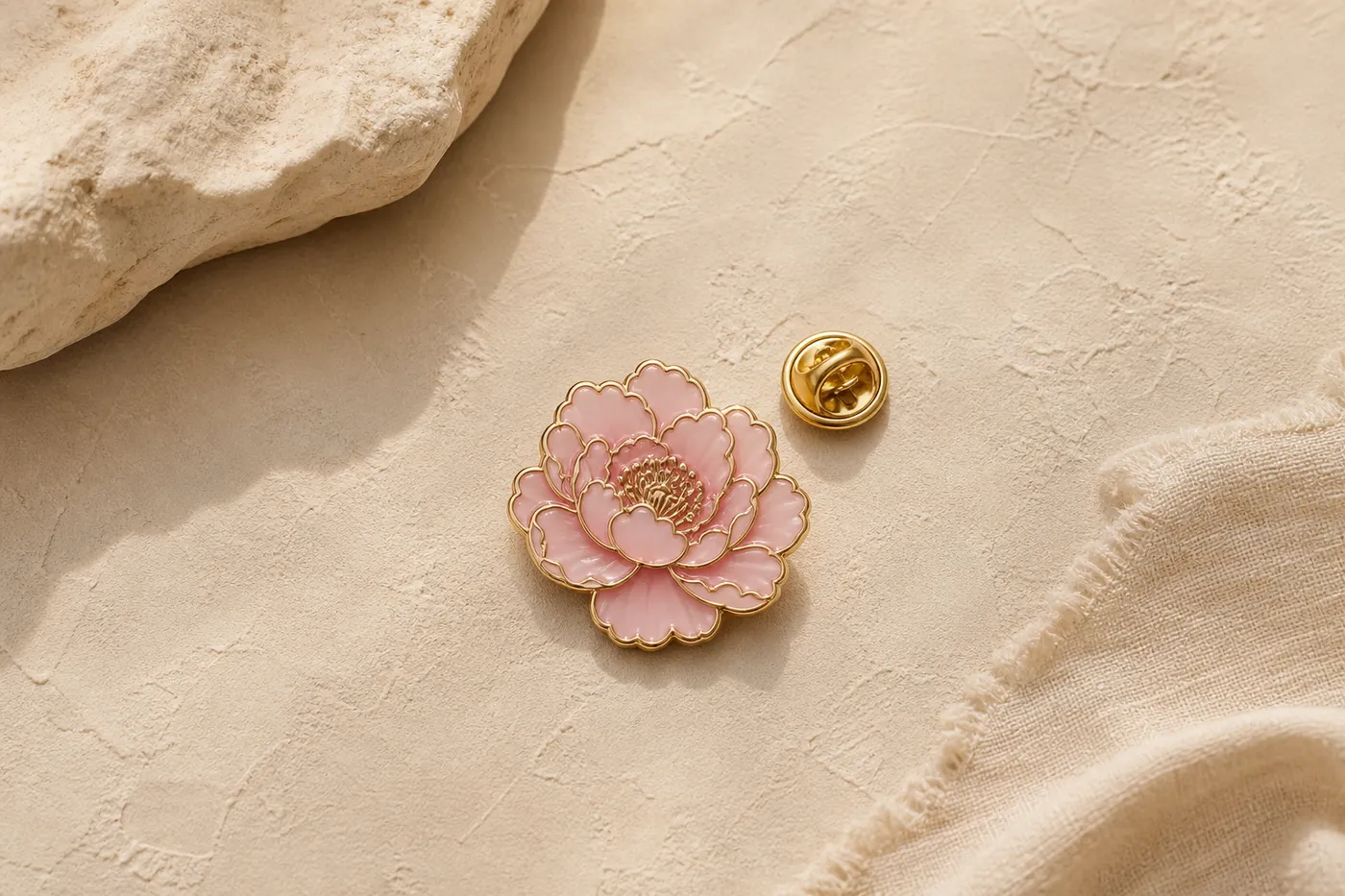 Édition Pin's Émaillé Fleur Muse